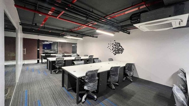 Team Area, scheme 140 Commercial Office Space 4000 Sq.Ft. In Scheme 140 Indore 8935921