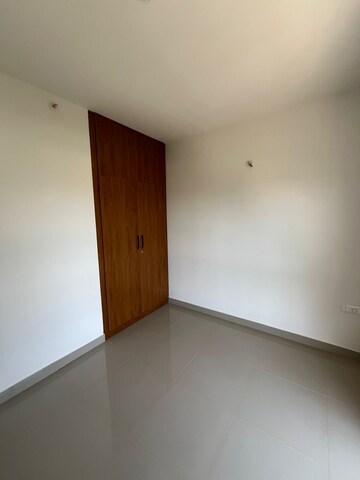 Room in 2 BHK Apartment at Brigade El Dorado, Bagaluru – for Rent