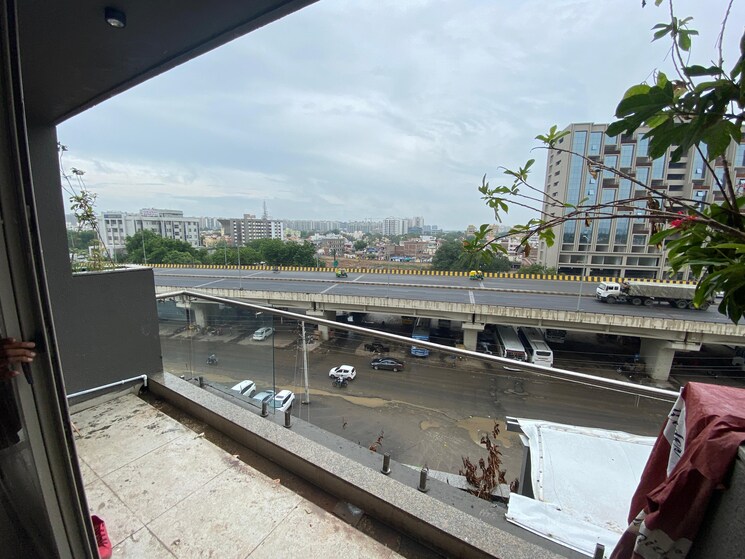 Exterior View, sheladia-one-world-west Commercial Office Space 1705 Sq.Ft. In Ambli Ahmedabad 8936379