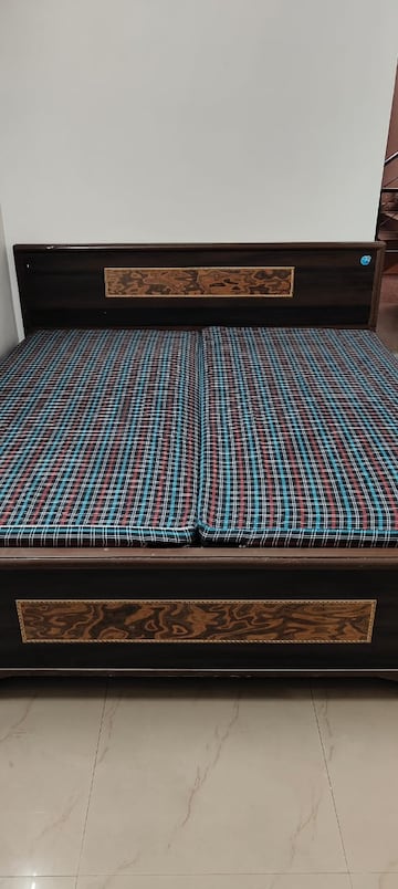 Bedroom in 1 RK Apartment at Maidan Garhi – for Rent