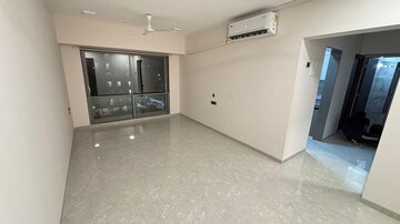 2 BHK Apartment For Rent in Santacruz West
