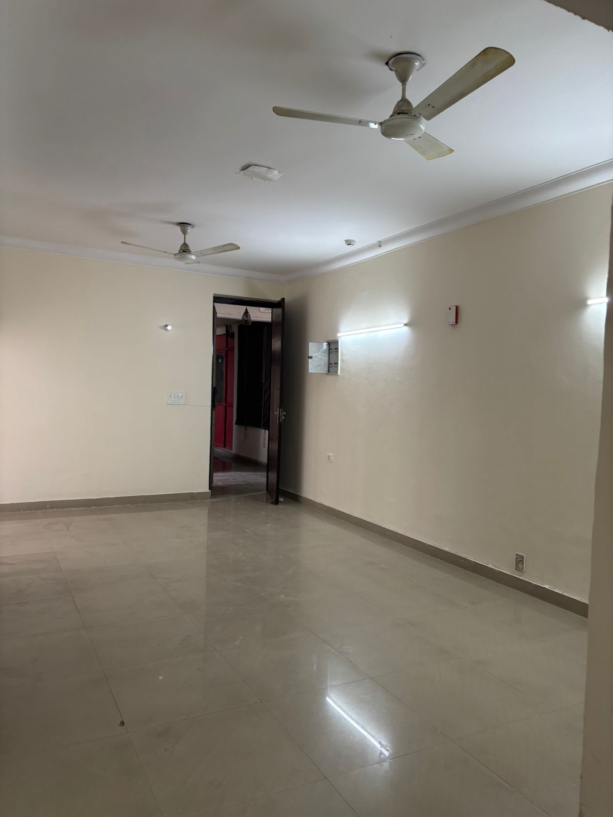 3 BHK Apartment For Sale in Ajnara Daffodil