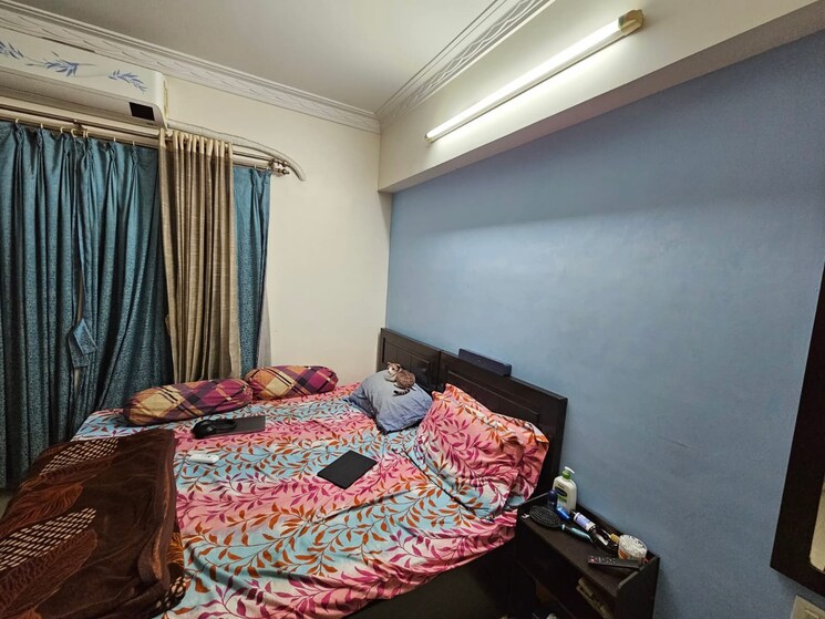 Bedroom, andheri east Pg For Boys In Andheri East 8936474