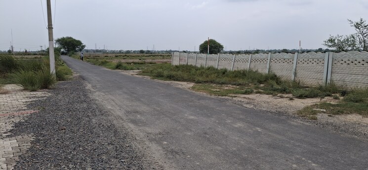 undefined, jewar  100 Sq.Yd. Plot In Jewar Greater Noida 8936500