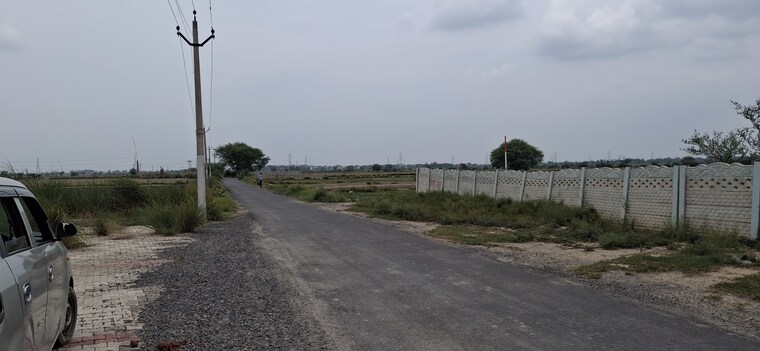 undefined, jewar  100 Sq.Yd. Plot In Jewar Greater Noida 8936500