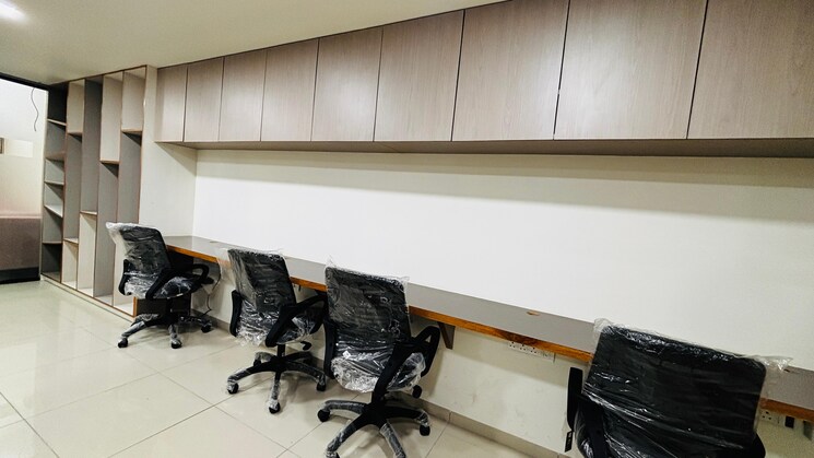 Team Area, shilp-epitome Commercial Office Space 1306 Sq.Ft. In Bodakdev Ahmedabad 8936501