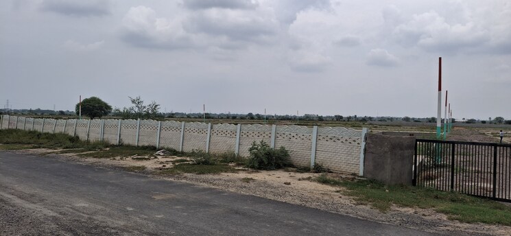 undefined, jewar  200 Sq.Yd. Plot In Jewar Greater Noida 8936516