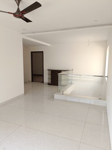 Room in 4 BHK Villa at Muppas Indraprastha, Tellapur – for Rent