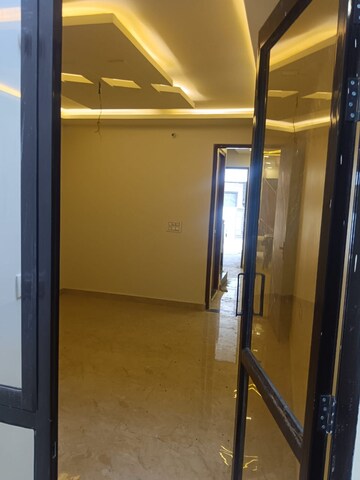 Bedroom in 3 BHK Independent House at Gomti Nagar – for Sale