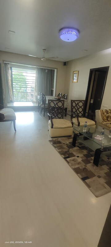 Living Room in 2 BHK Apartment at Khar West – for Rent