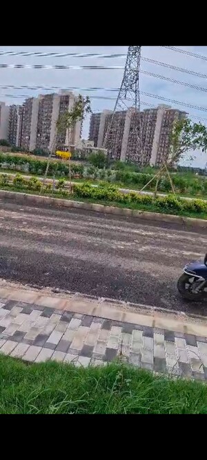  Plot – Exterior View View at BPTP Amstoria, Sector 102 - for Sale