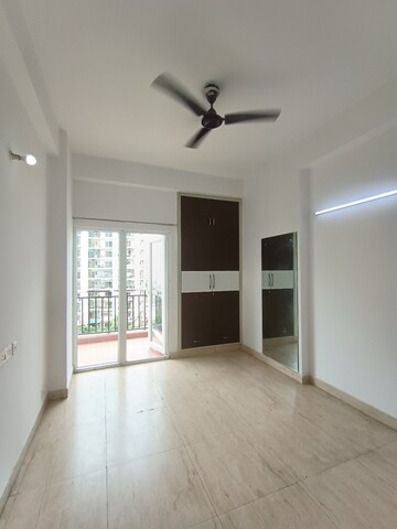 3.5 BHK Apartment For Sale in Nimbus The Hyde park, Sector 78