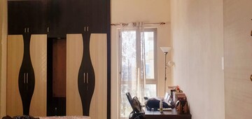 Team Area in 3 BHK Apartment at Merlin 5th Avenue, Salt Lake City – for Rent