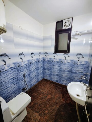 Bathroom in 2 BHK Builder Floor at Rohini Sector 24 – for Rent