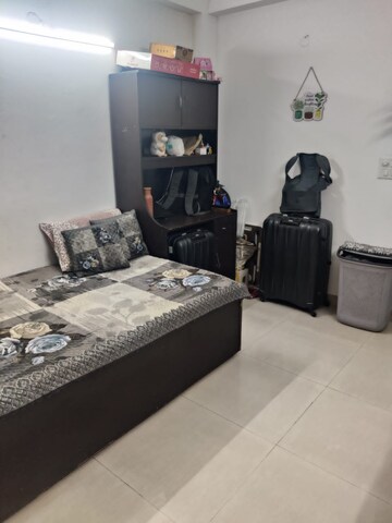 Bedroom in 2.5 BHK Apartment at Amrapali Silicon City, Sector 76 – for Sale