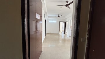 Building Lobby in 2.5 BHK Apartment at Amrapali Silicon City, Sector 76 – for Sale