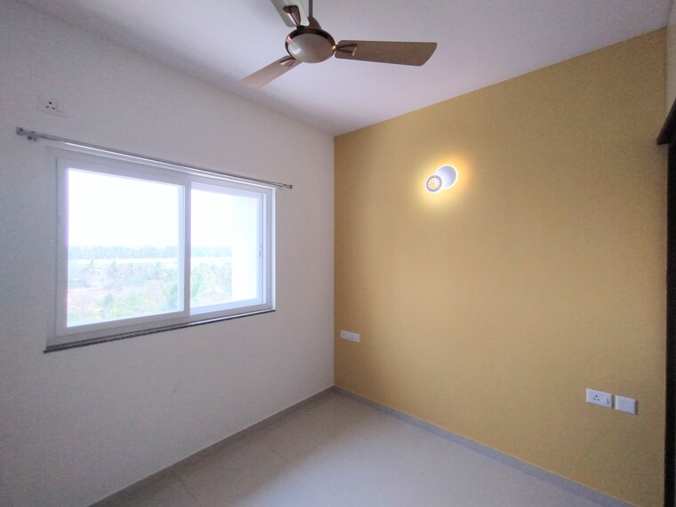 Room, rohan-upavan 1.5 Bedroom 726 Sq.Ft. Apartment In Hennur Bangalore 8936620