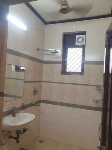 Bathroom in 2 BHK Independent House at Sector 16 – for Rent