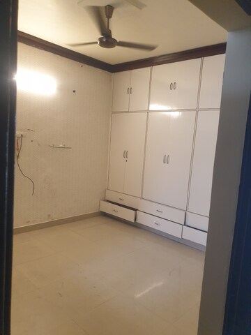 Room in 2 BHK Independent House at Sector 16 – for Rent