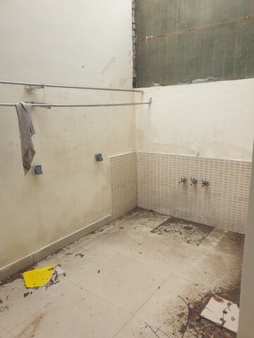 Bathroom in 2 BHK Independent House at Sector 16 – for Rent