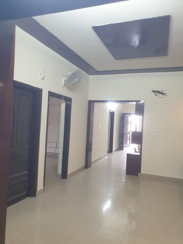 Room in 2 BHK Independent House at Sector 16 – for Rent