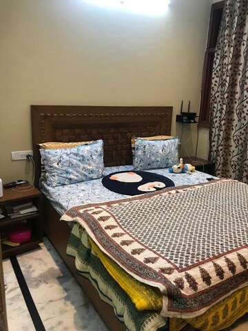 1 BHK Builder Floor For Rent in Sector 54