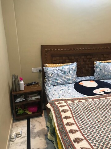 Bedroom in 1 BHK Builder Floor at Sector 54 – for Rent