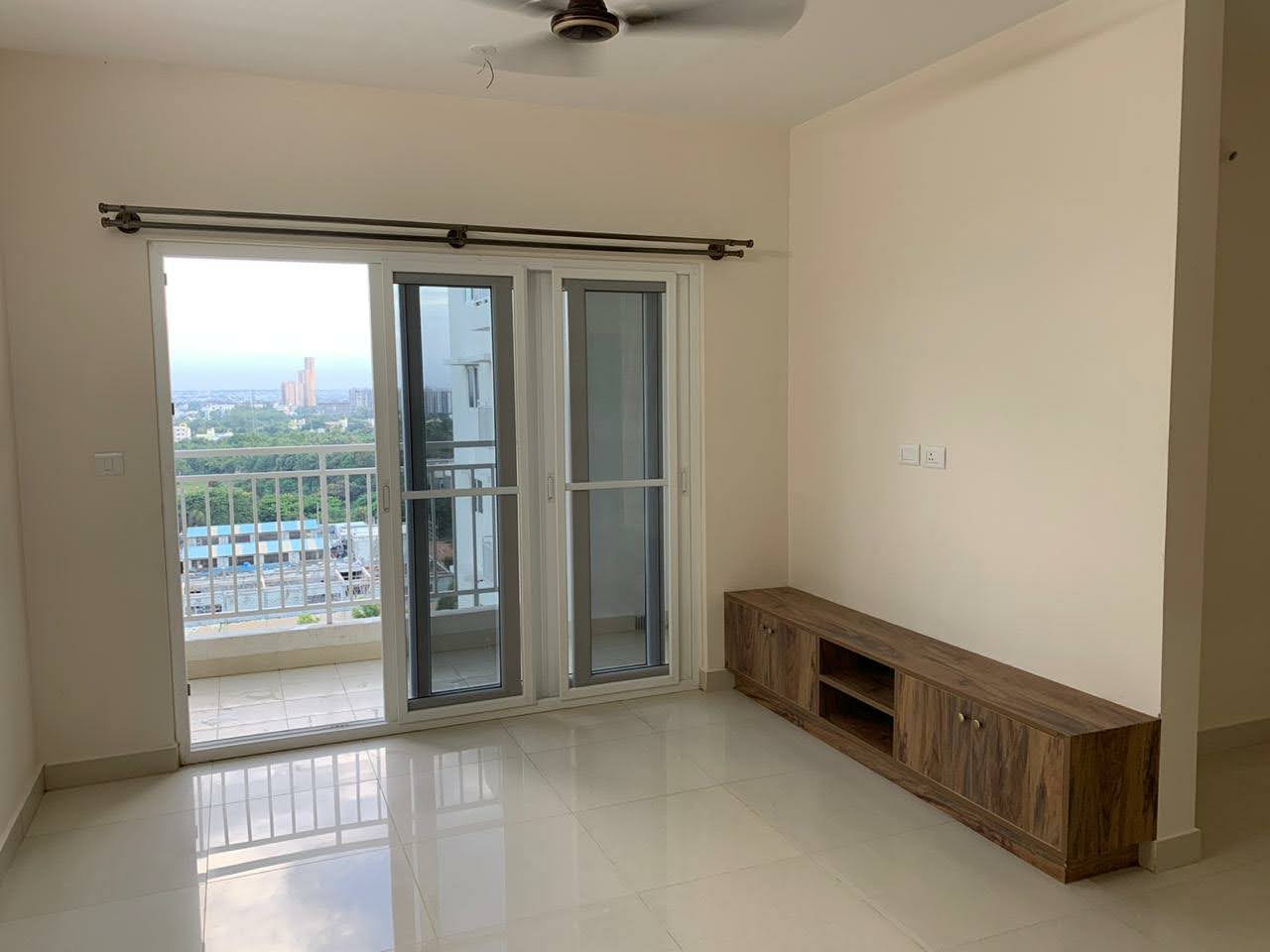 2 BHK Apartment For Sale in Shriram Luxor