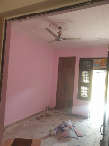 Room in 2 BHK Independent House at Sector 16 – for Rent