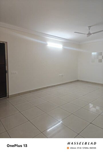 Room in 3 BHK Apartment at Brigade Metropolis, Mahadevpura – for Rent
