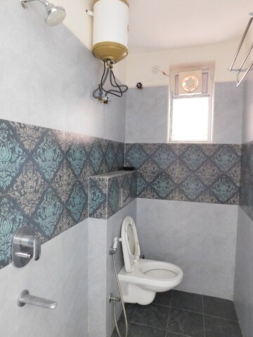 Bathroom in 3 BHK Apartment at Reliance Jubilee, Tolichowki – for Rent