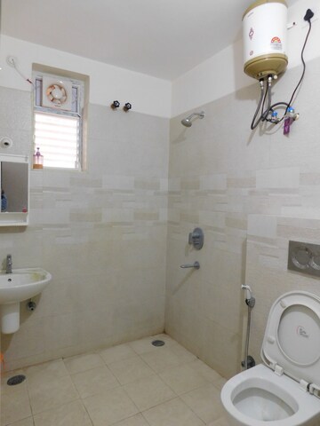 Bathroom in 3 BHK Apartment at Reliance Jubilee, Tolichowki – for Rent