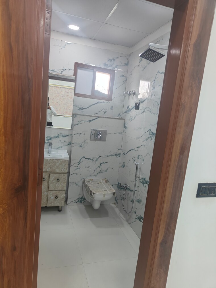 Bathroom, sector 135 2 Bedroom 987 Sq.Ft. Builder Floor In Sector 135 Noida 8936760
