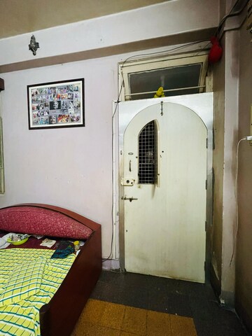 Bedroom in 2 BHK Apartment at The Dadar Makarand Society, Dadar West – for Rent