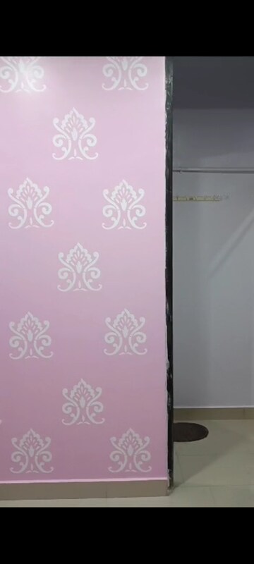 Furnished Amenities in 1 BHK Apartment at Shree Sai Complex, Prabhadevi – for Rent