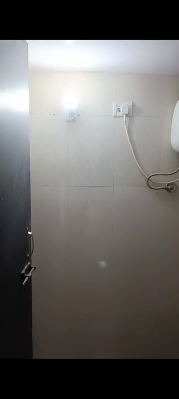 Furnished Amenities in 1 BHK Apartment at Shree Sai Complex, Prabhadevi – for Rent