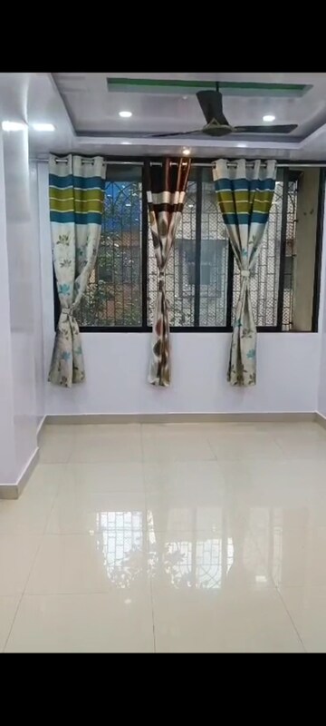 Room in 1 BHK Apartment at Shree Sai Complex, Prabhadevi – for Rent