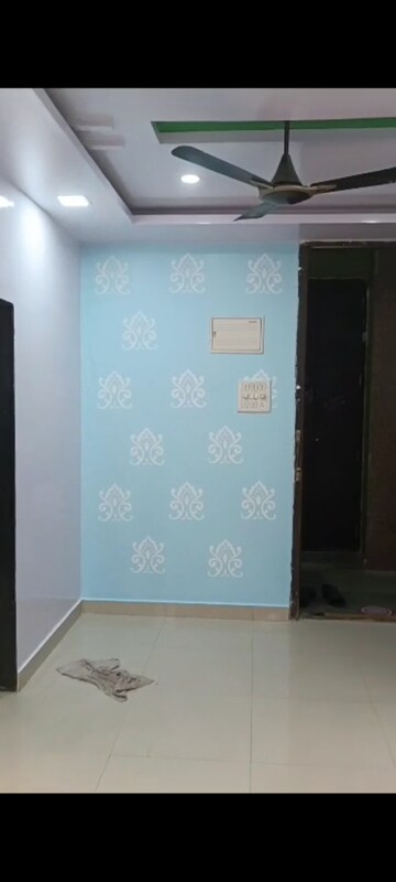 Room in 1 BHK Apartment at Shree Sai Complex, Prabhadevi – for Rent