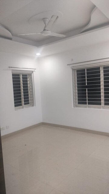 Room in 3 BHK Apartment at Alekhya Raindrops, Kondapur – for Rent