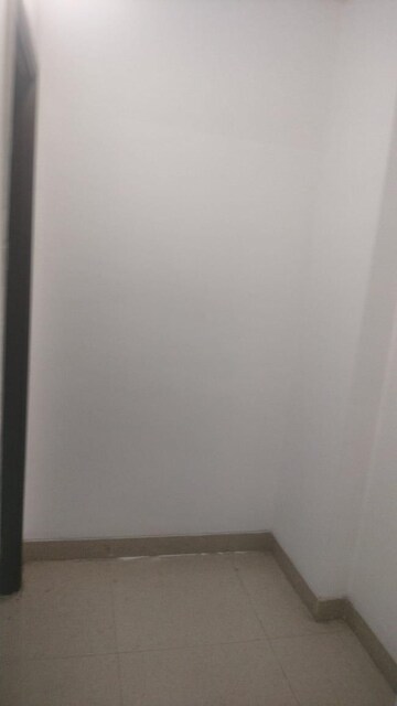 Room in 3 BHK Apartment at Alekhya Raindrops, Kondapur – for Rent