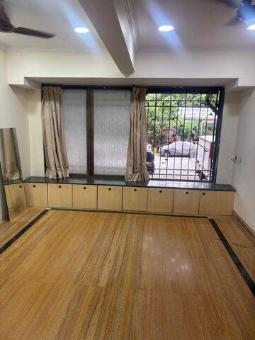 Room in 2 BHK Apartment at Wild Wood Park, Versova – for Rent
