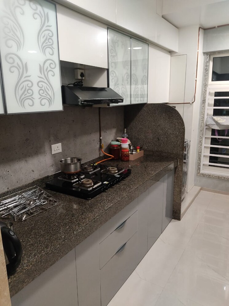  Parking, gabadia-heights 2 Bedroom 753 Sq.Ft. Apartment In Kandivali West Mumbai 8936876