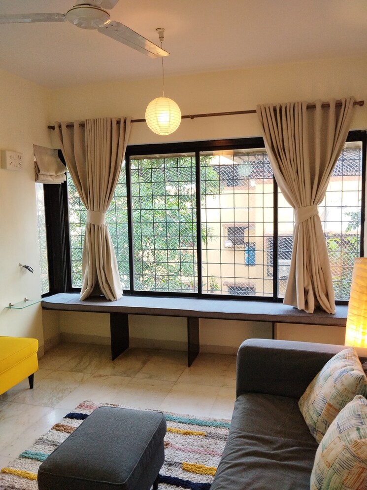 Living Room, bandra west 1 Bedroom 550 Sq.Ft. Apartment In Bandra West Mumbai 8936972