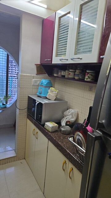 Master Bedroom in 2 BHK Apartment at Mahim Landmark, Mahim – for Rent