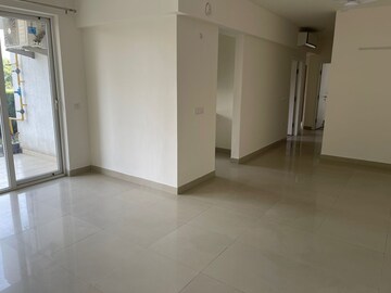 Room in 3 BHK Apartment at Emaar Imperial Gardens, Sector 102 – for Rent