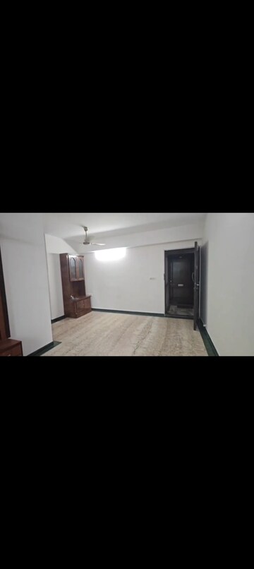 Room in 1 BHK Apartment at Hiranandani Estate Flora, Ghodbunder Road – for Rent