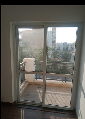Bathroom in 3 BHK Builder Floor at Sector 84 – for Sale
