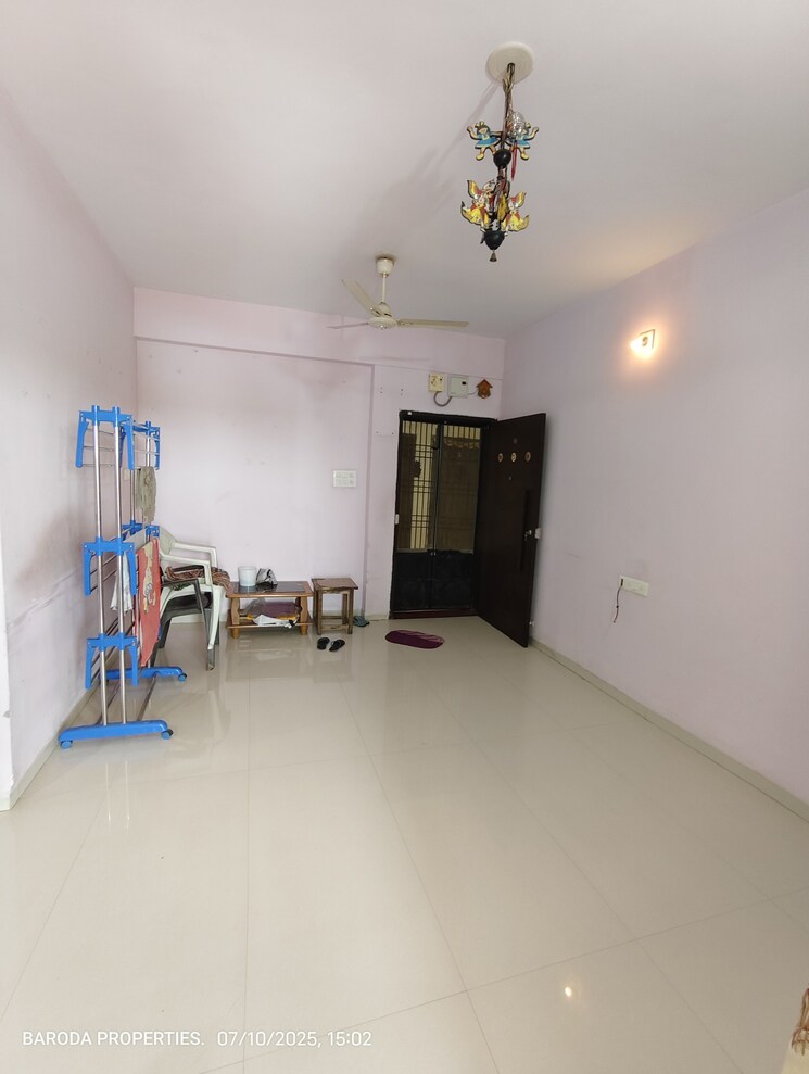 Living Room, undera 1 Bedroom 1000 Sq.Ft. Apartment In Undera Vadodara 8937041