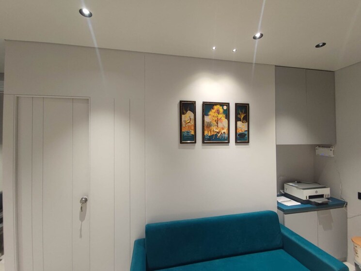 undefined, united-world-trade-tower Commercial Office Space 738 Sq.Ft. In Makarba Ahmedabad 8936987