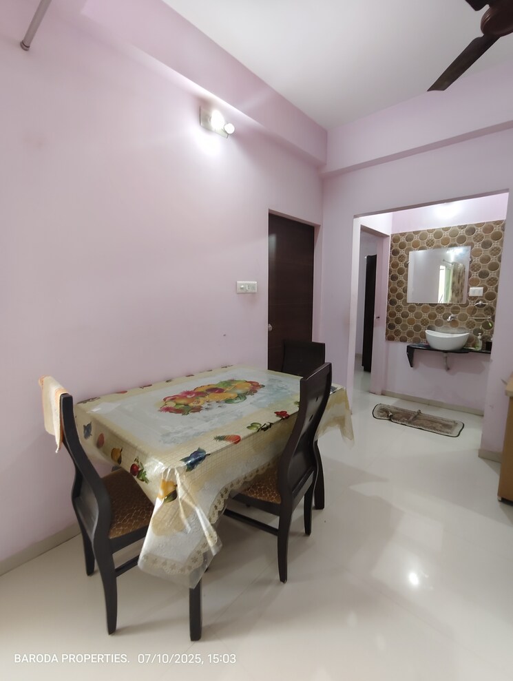 Living Room, undera 1 Bedroom 1000 Sq.Ft. Apartment In Undera Vadodara 8937041